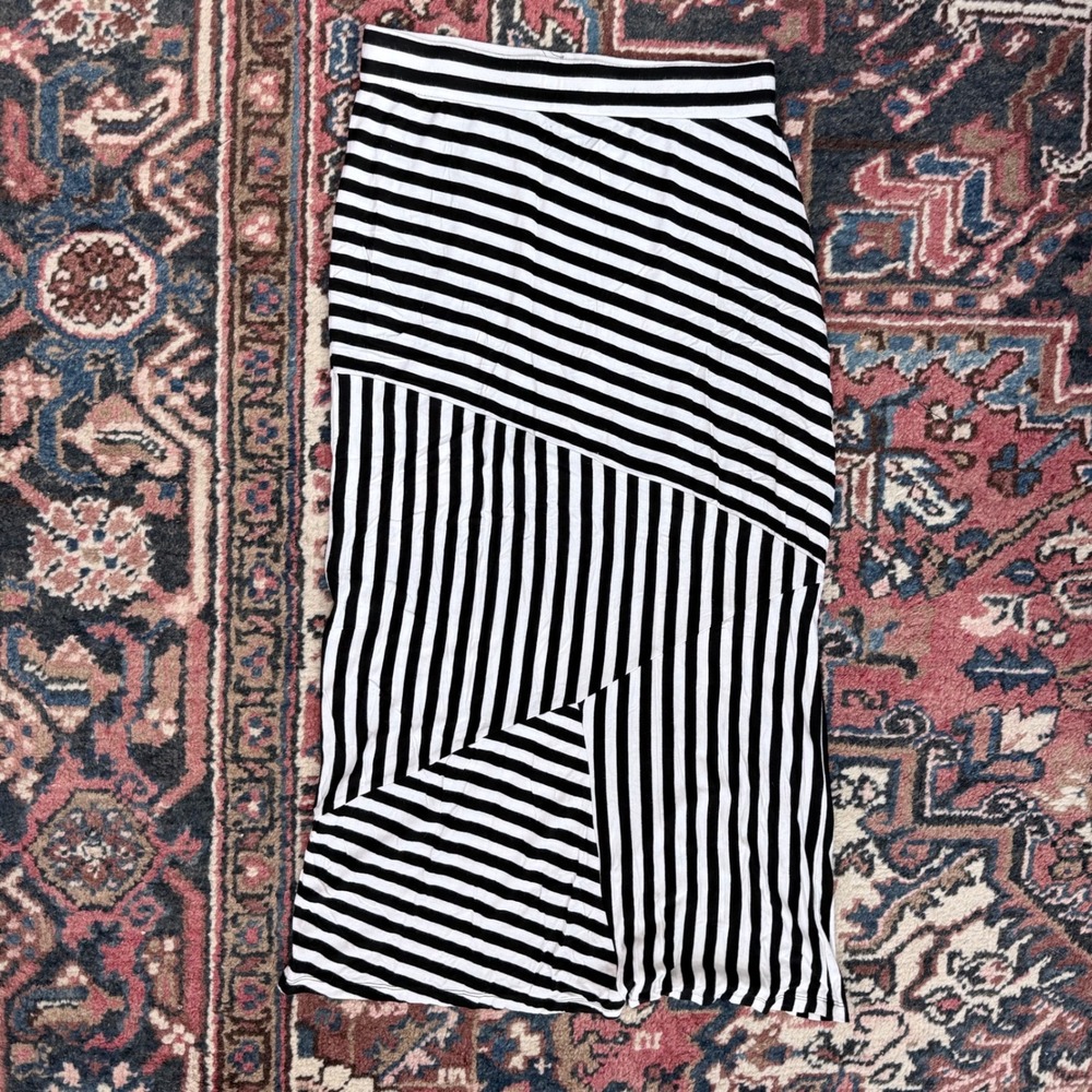 Apt 9 Maxi Skirt Womens PM Black White Excellent Striped Geometric Patchwork